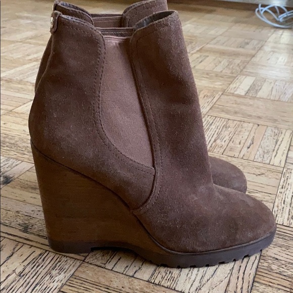 Michael Michael Kors Thea Wedge Bootie Suede sz 10 - Picture 6 of 6